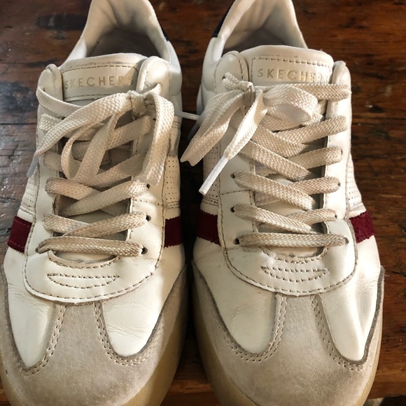 Sneakers - Picture 2 of 3